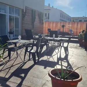 https://zona5-apartamentos-turisticos.catalonia-hotels.com